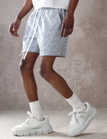 Pantaloni scurti SUMWON, albastru/alb