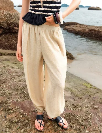 Pantaloni SHEIN, crem