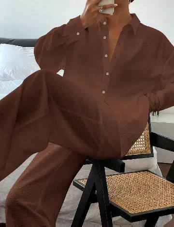 Compleu Livesso, maro