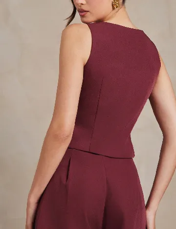 Top L Amorae, visiniu