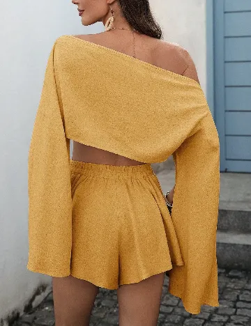 Compleu SHEIN, mustar