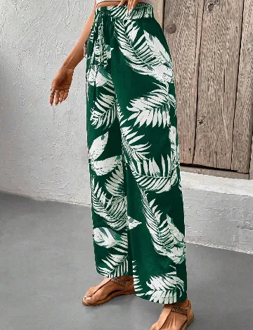 Pantaloni SHEIN, verde