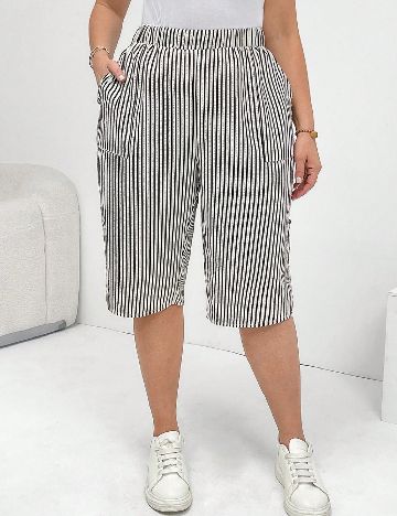 Pantaloni scurti SHEIN CURVE, negru/crem