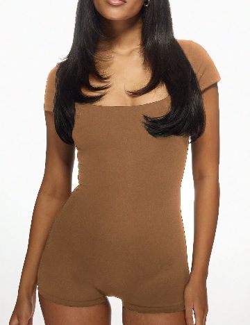 Salopeta Missguided, maro