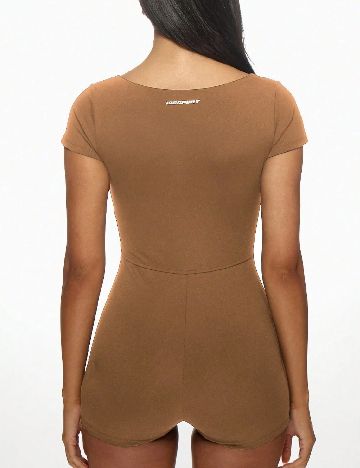 Salopeta Missguided, maro