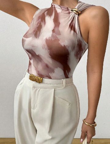 Maiou SHEIN CURVE, maro