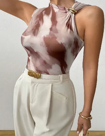 Maiou SHEIN CURVE, maro