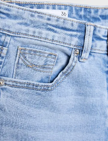 Blugi Stradivarius, albastru