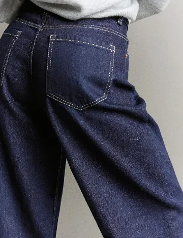 Blugi Bershka, bleumarin