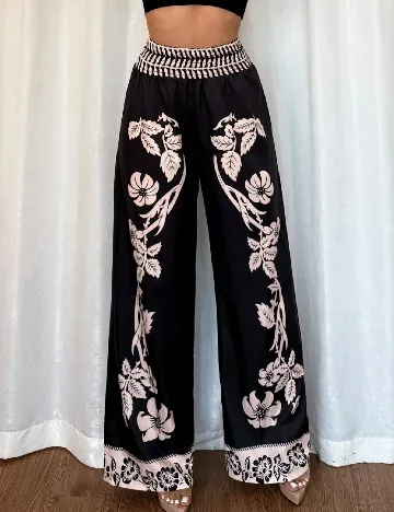 Pantaloni SHEIN, negru