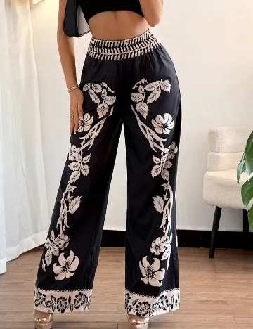 Pantaloni SHEIN, negru