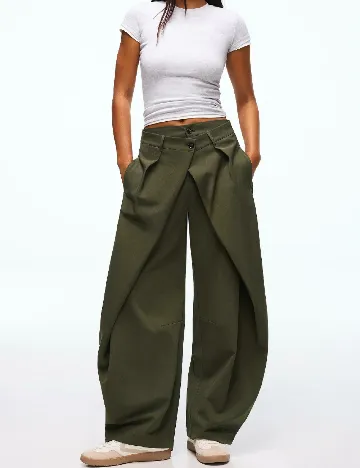 Pantaloni Bershka, verde