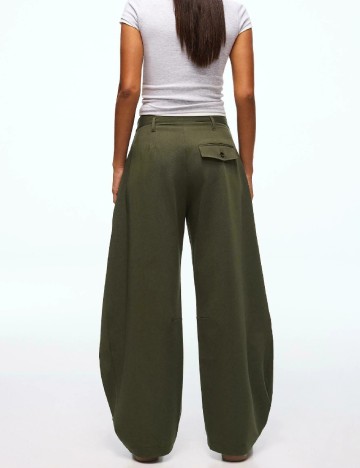 Pantaloni Bershka, verde