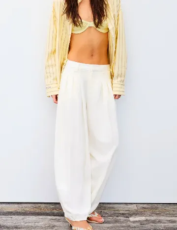 Pantaloni Pull&Bear, ecru