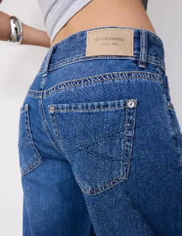 Blugi Stradivarius, albastru