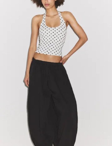 Top Stradivarius, alb