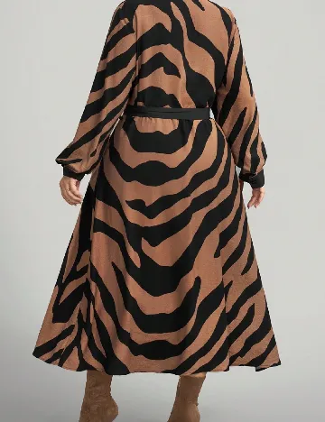 Rochie medie SHEIN CURVE, maro/negru