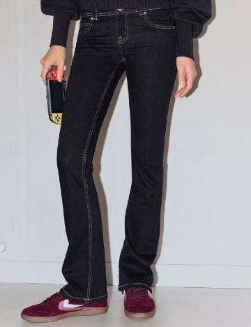 Blugi Bershka, bleumarin inchis