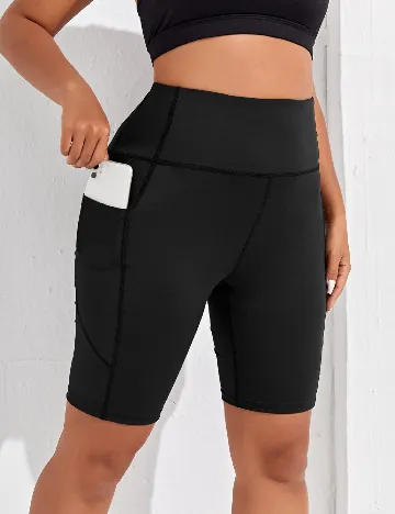 Pantaloni scurti SHEIN CURVE, negru