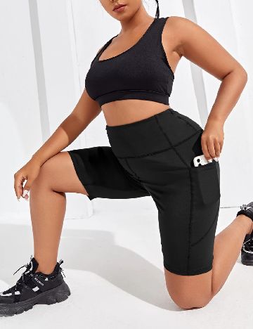 Pantaloni scurti SHEIN CURVE, negru