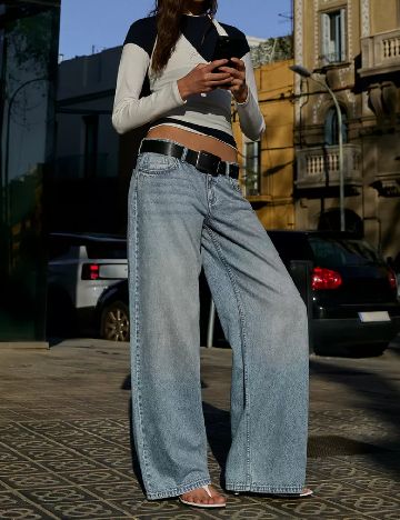 Blugi Bershka, albastru