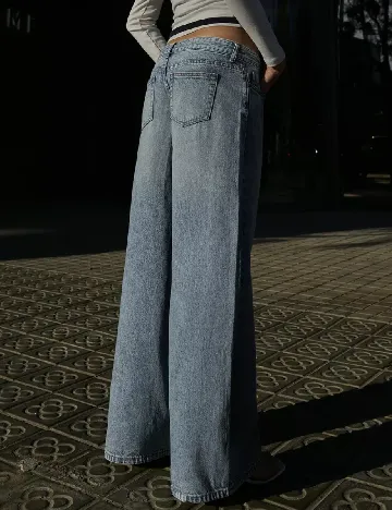 Blugi Bershka, albastru