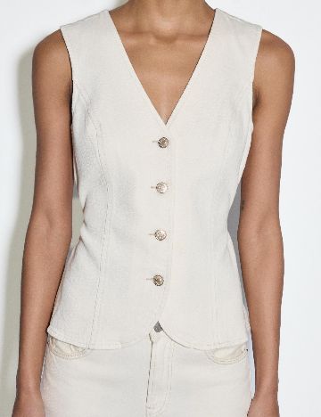Vesta Stradivarius, ecru