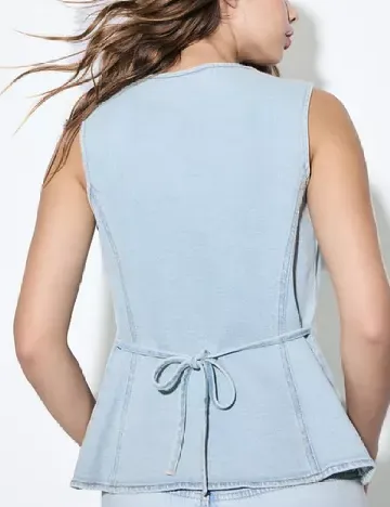 Vesta Stradivarius, bleu