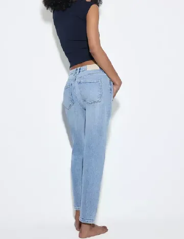 Blugi Stradivarius, albastru