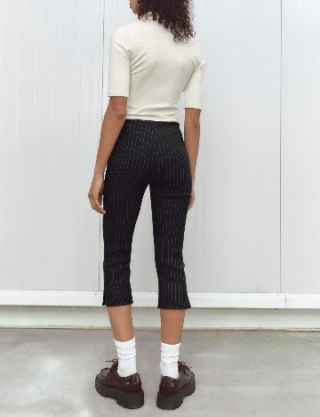 Pantaloni trei sferturi Zara, bleumarin inchis