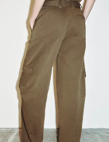 Pantaloni Zara, kaki