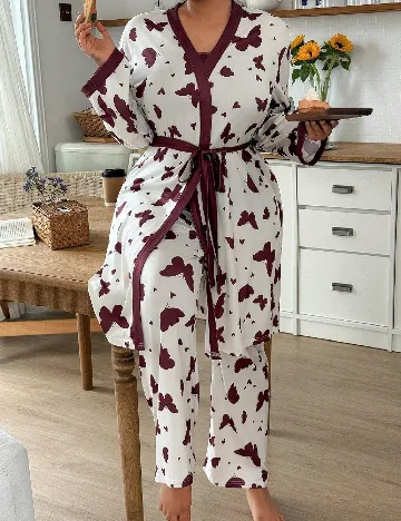 Pijama SHEIN CURVE, alb/visiniu