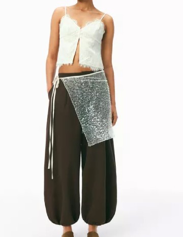 Top Stradivarius, ecru