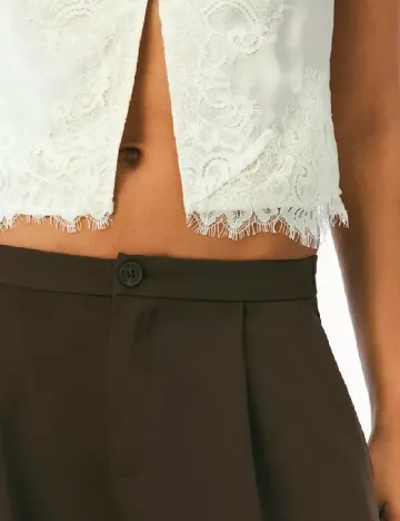 Top Stradivarius, ecru