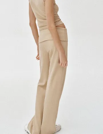 Pantaloni Zara, crem