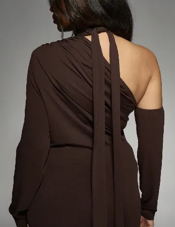 Rochie lunga MISSGUIDED Plus Size, maro