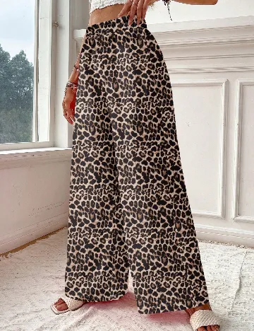 Pantaloni SHEIN, animal print