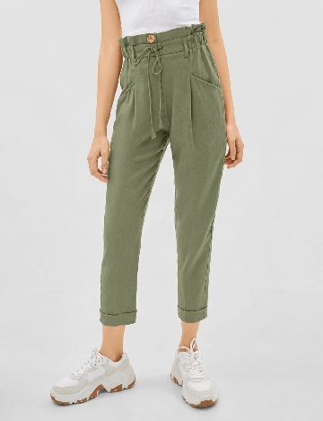Pantaloni Bershka, verde