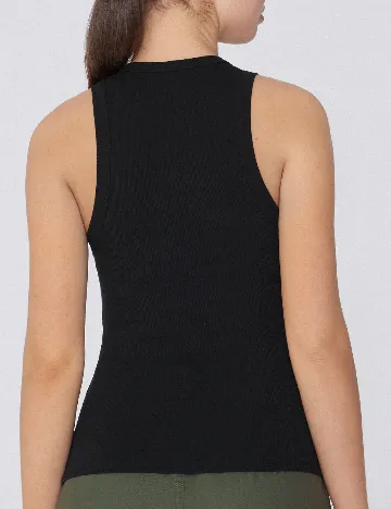 Maiou Tezenis, negru