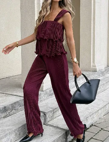 Compleu SHEIN, pruna