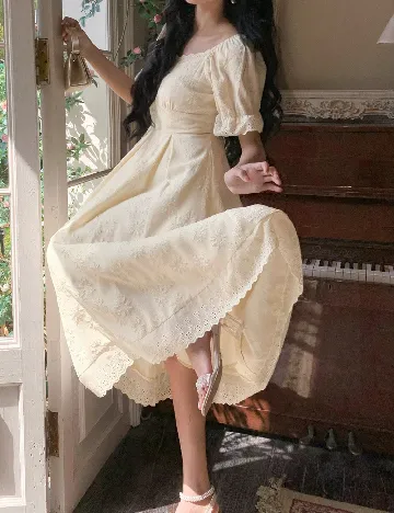 Rochie medie Dazy, crem