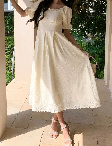 Rochie medie Dazy, crem