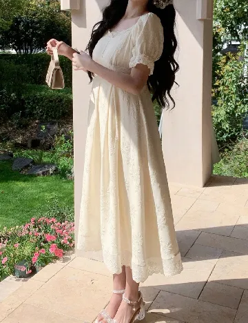 Rochie medie Dazy, crem