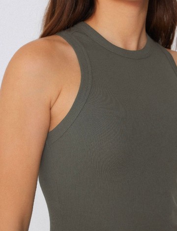 Maiou Tezenis, verde