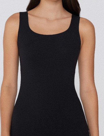 Maiou Tezenis, negru