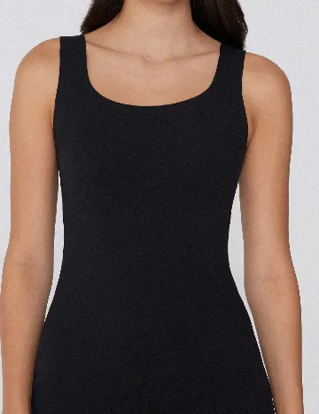 Maiou Tezenis, negru