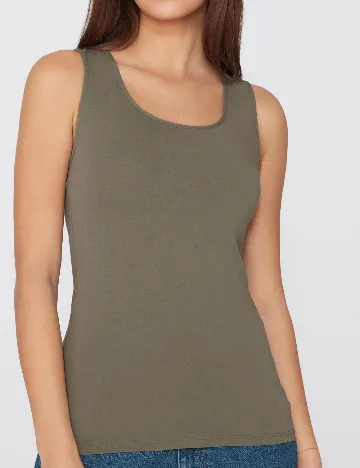 Maiou Tezenis, verde