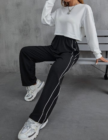 Pantaloni SHEIN, negru