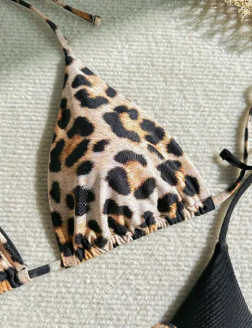 Set sutiene de baie 3 bucati SHEIN, mix culori