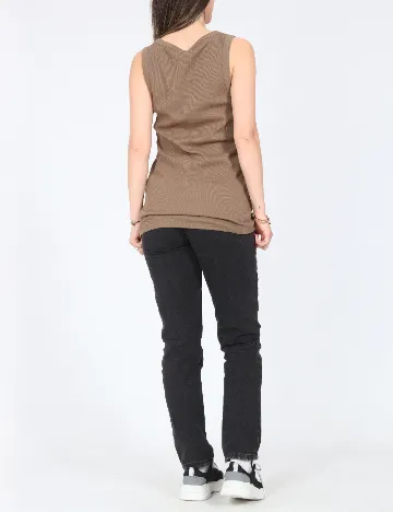 Maiou Zara, maro deschis